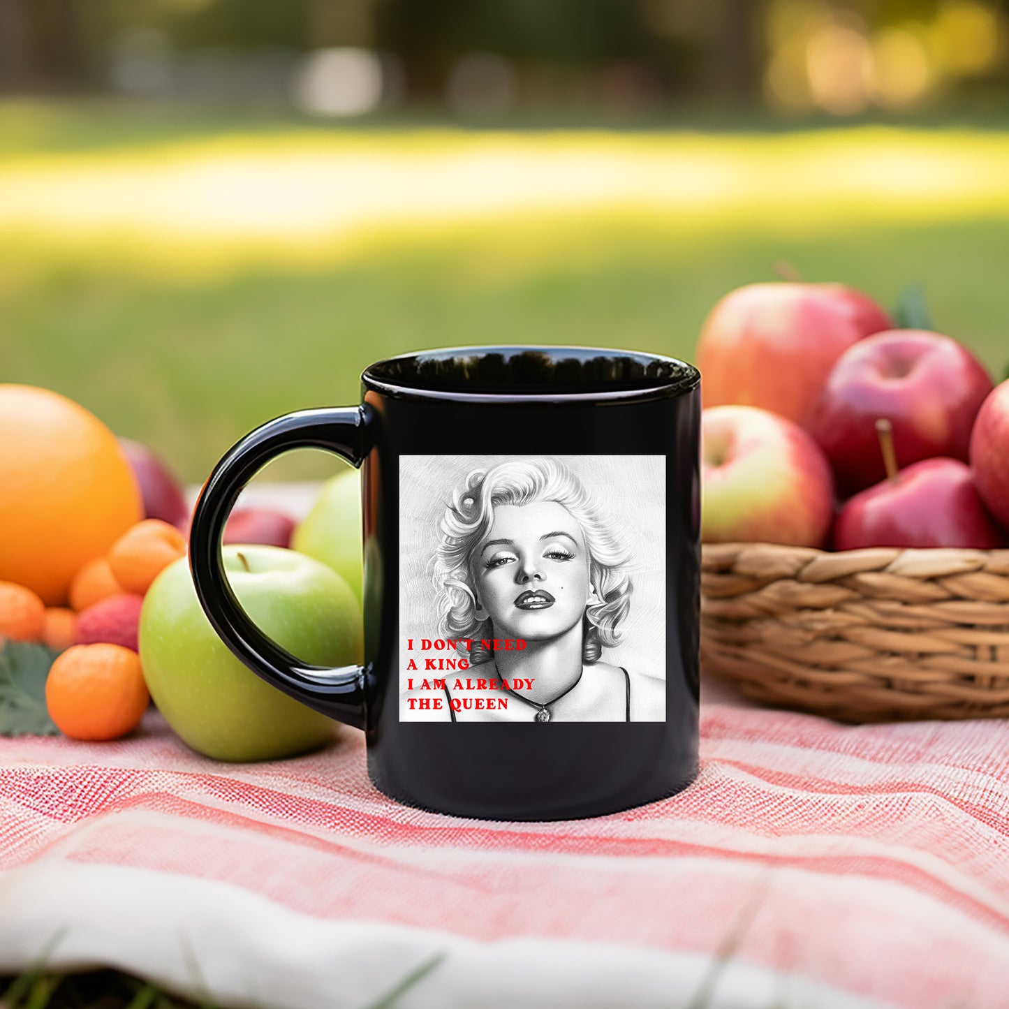 I don't need a king l'm already the Queen-Marilyn Monroe - Black Mug