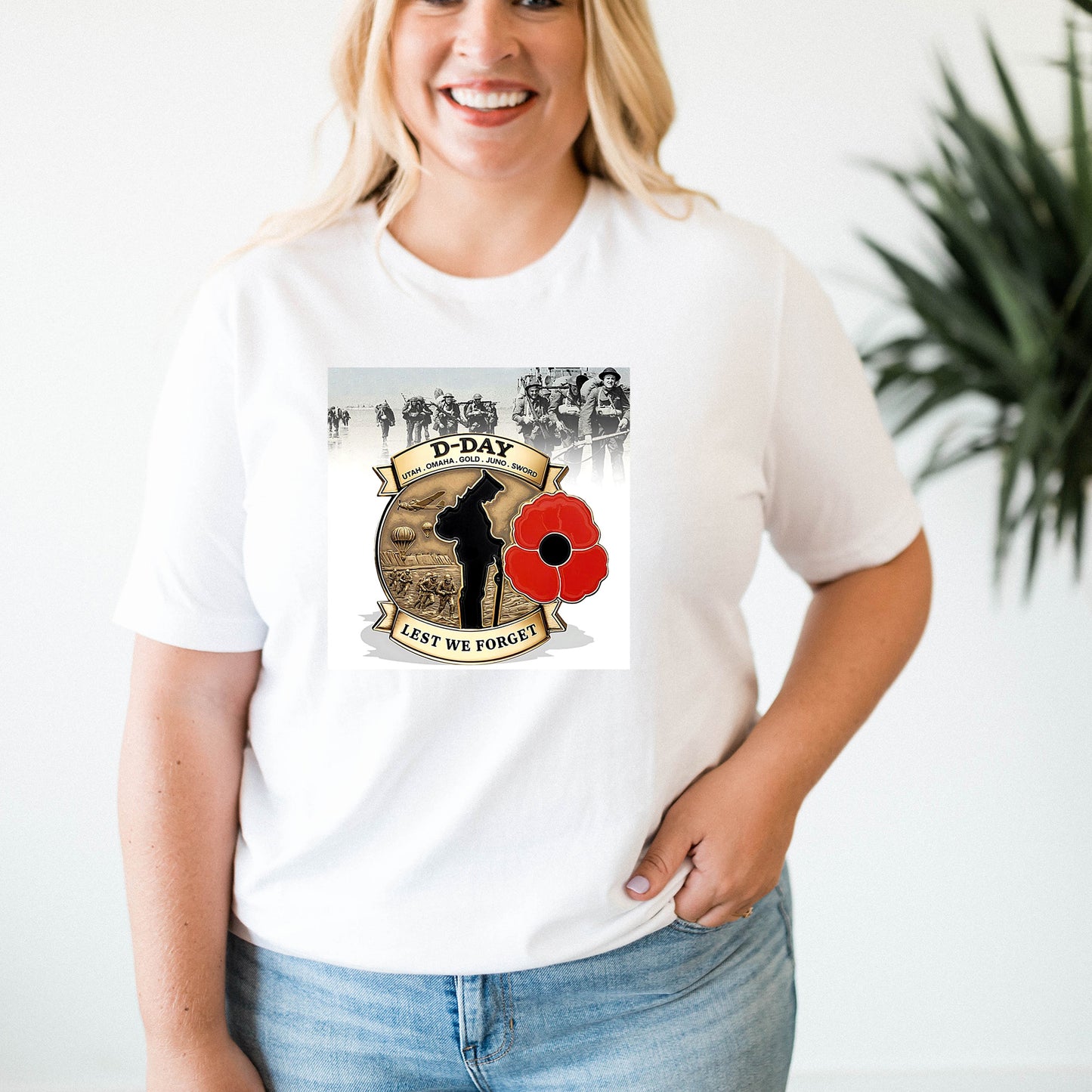 Lest we forget - Unisex  T-Shirt remembering Veterans in the World wars